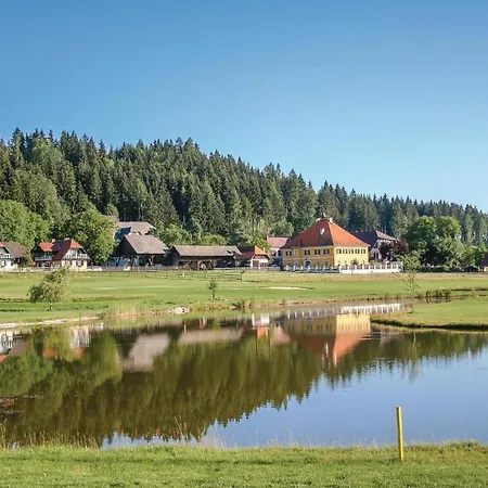 Three-bedroom Holiday In St. Georgen Am Langsee *