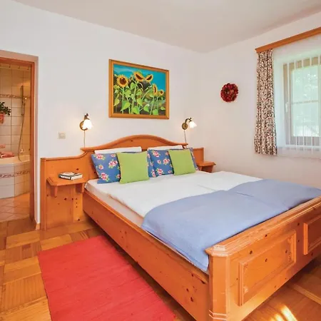 Three-bedroom Holiday In St. Georgen Am Langsee Vakantiehuis